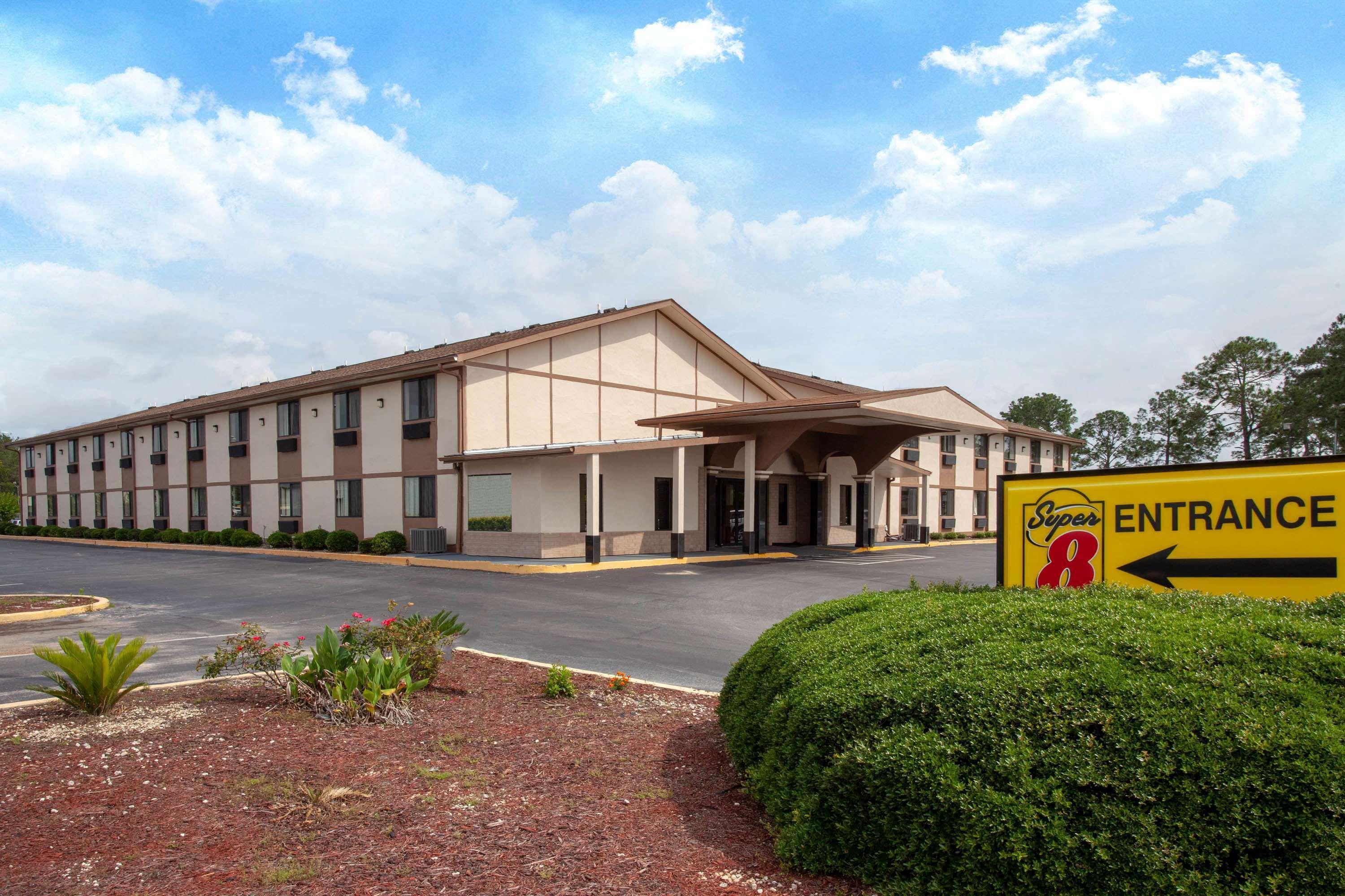 Super 8 By Wyndham Waycross Ga Motel Eksteriør billede
