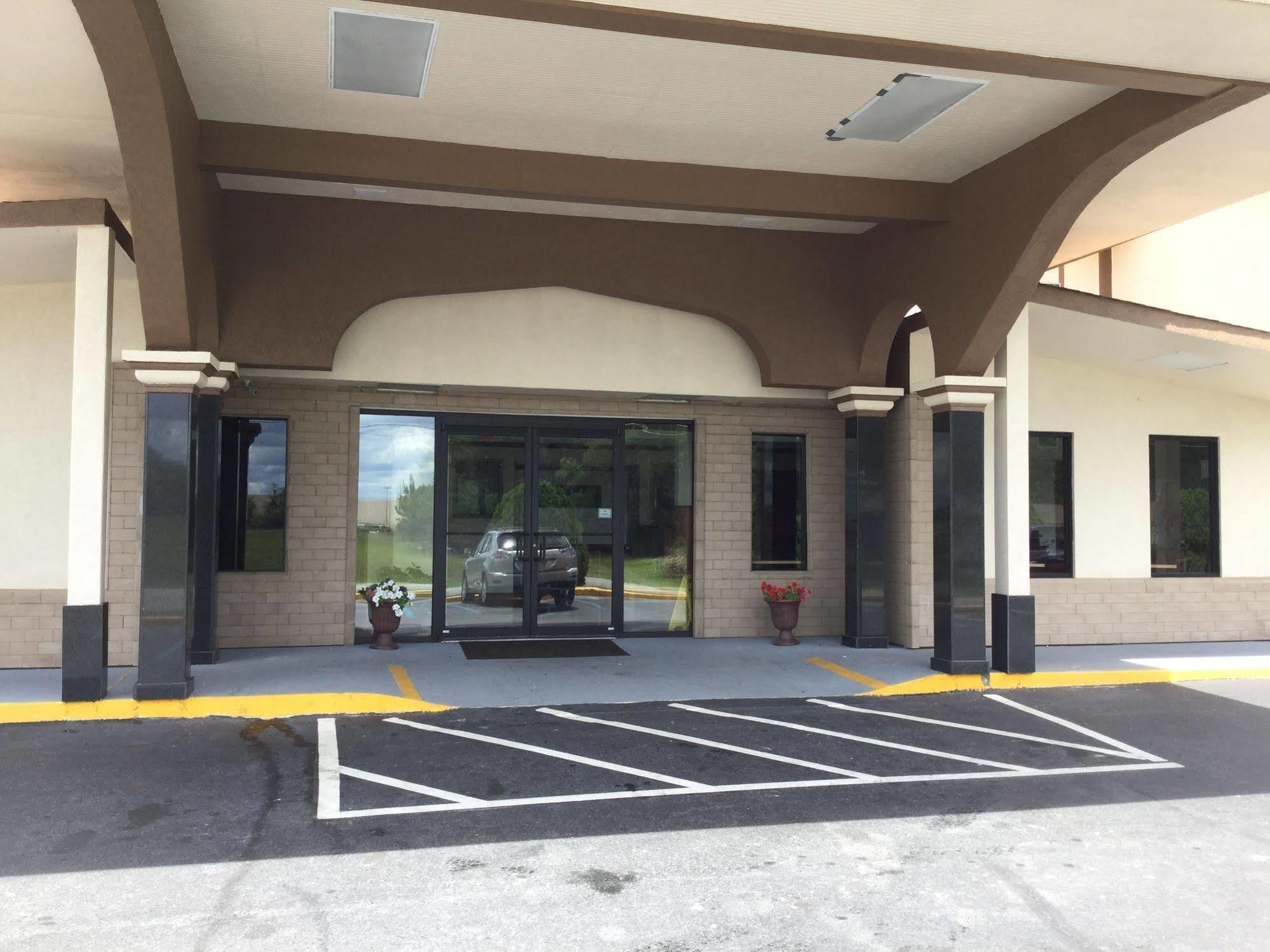 Super 8 By Wyndham Waycross Ga Motel Eksteriør billede